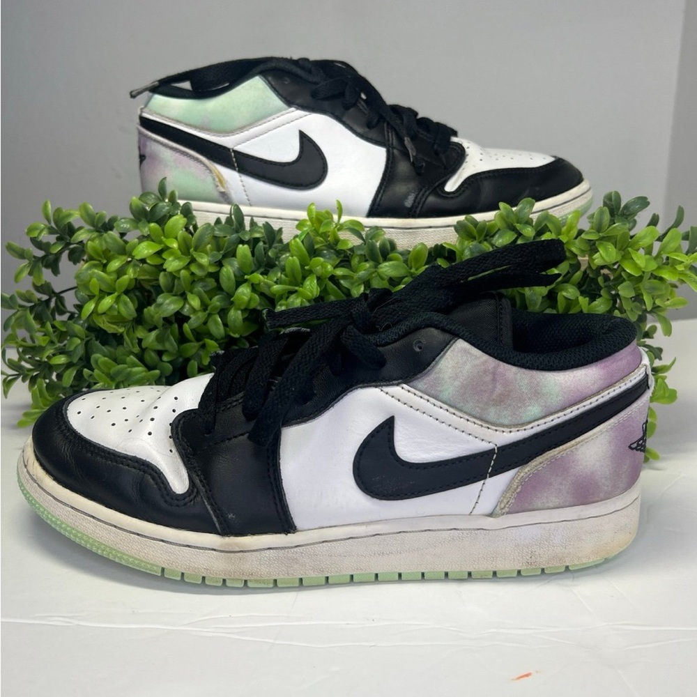 Nike Air Jordan 1 Low SE Tie Dye Young size 6.5Y Women’s 7.5 Men 6.5 Nike Dunk